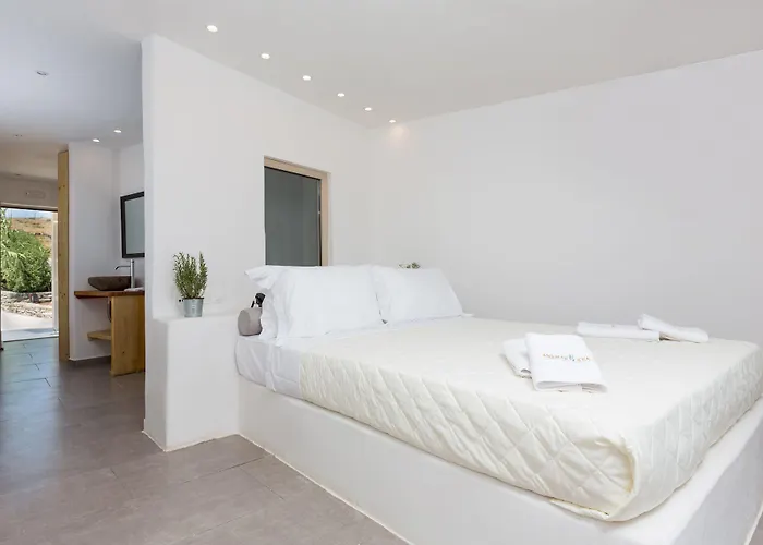 Anamar Boutique (adults Only)